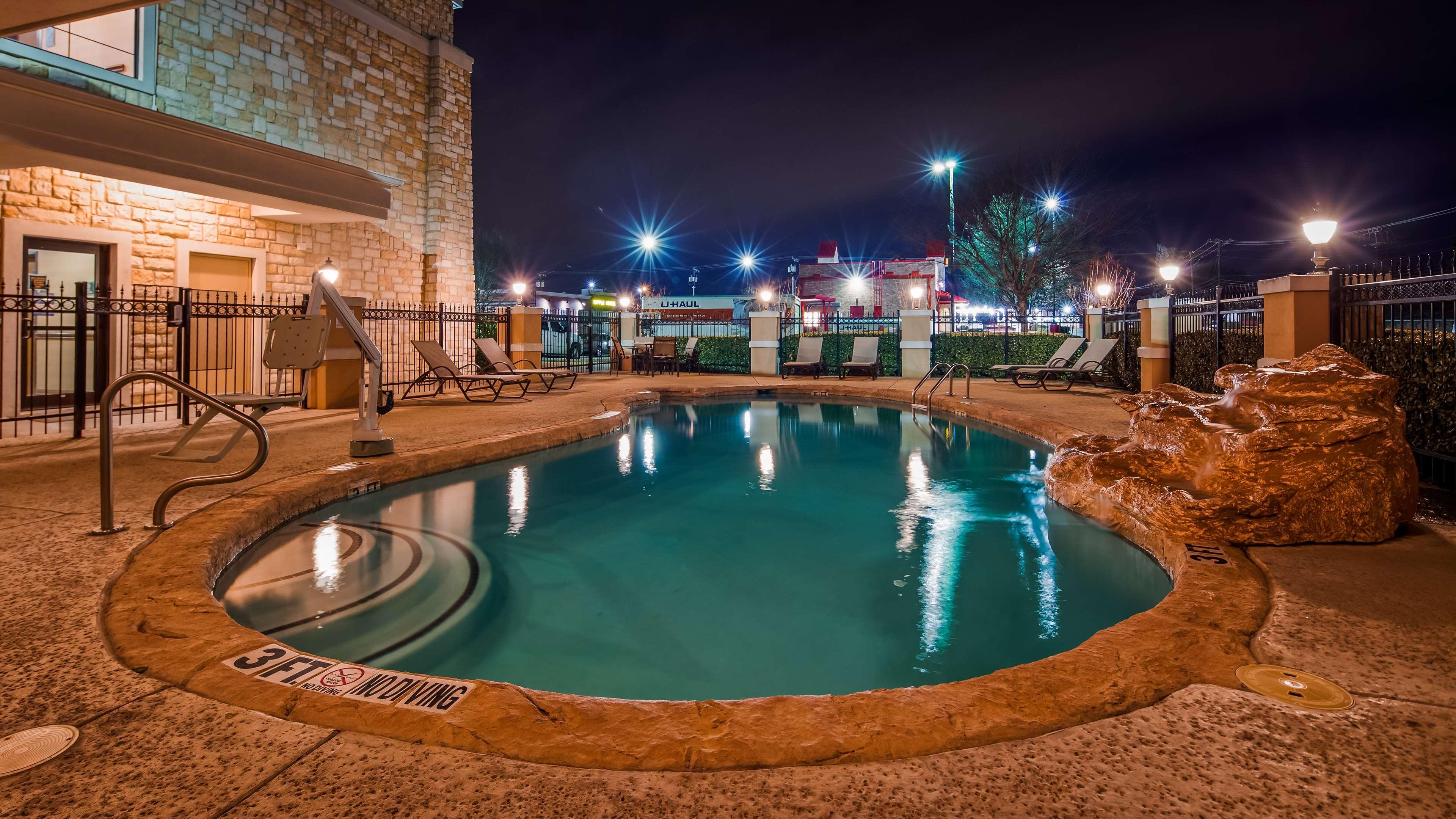 Best Western Plus Christopher Inn And Suites Forney Eksteriør billede