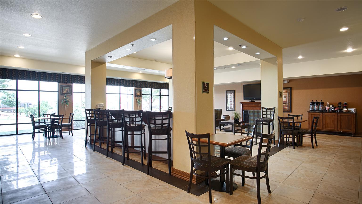 Best Western Plus Christopher Inn And Suites Forney Eksteriør billede