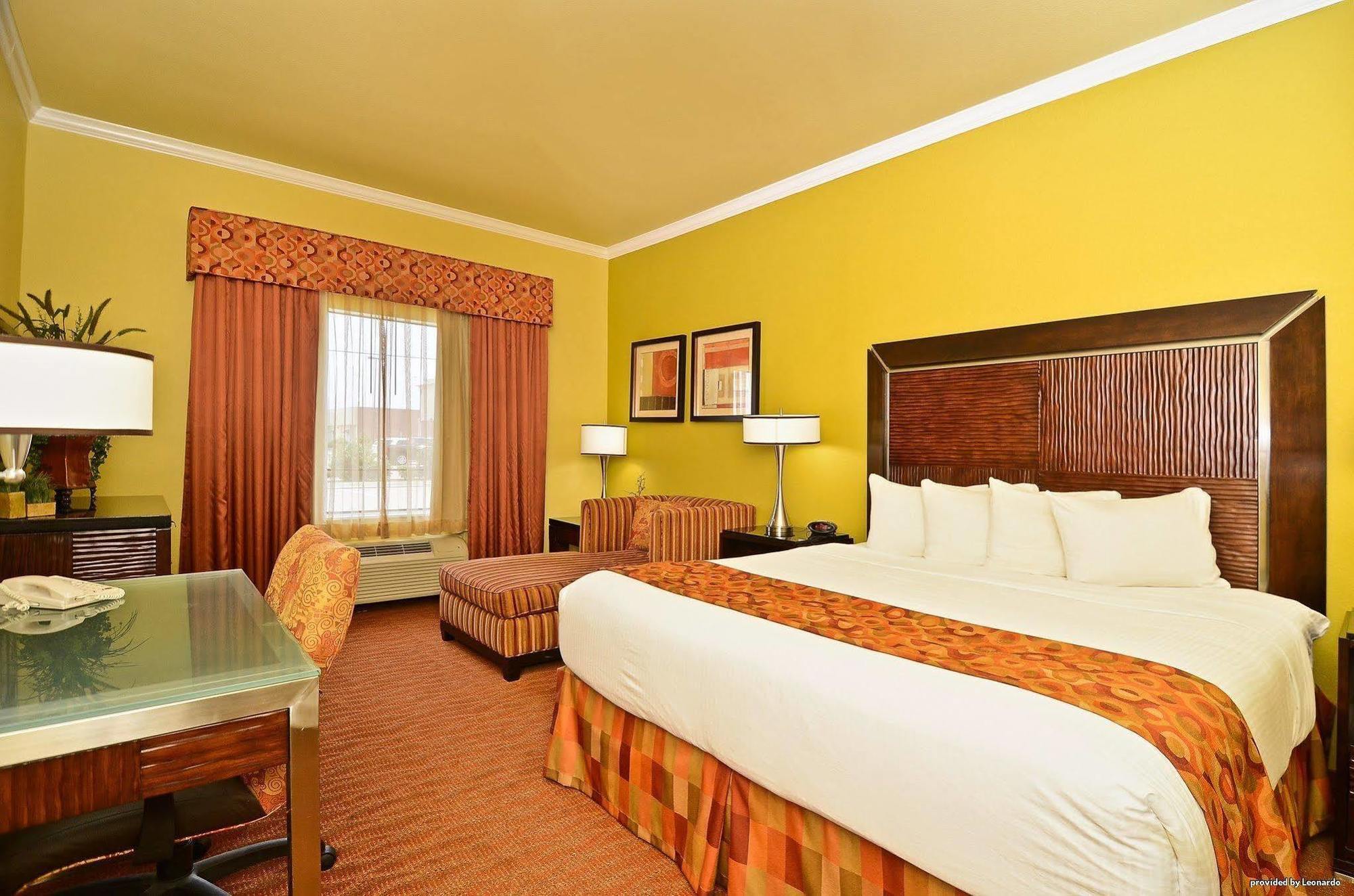 Best Western Plus Christopher Inn And Suites Forney Eksteriør billede
