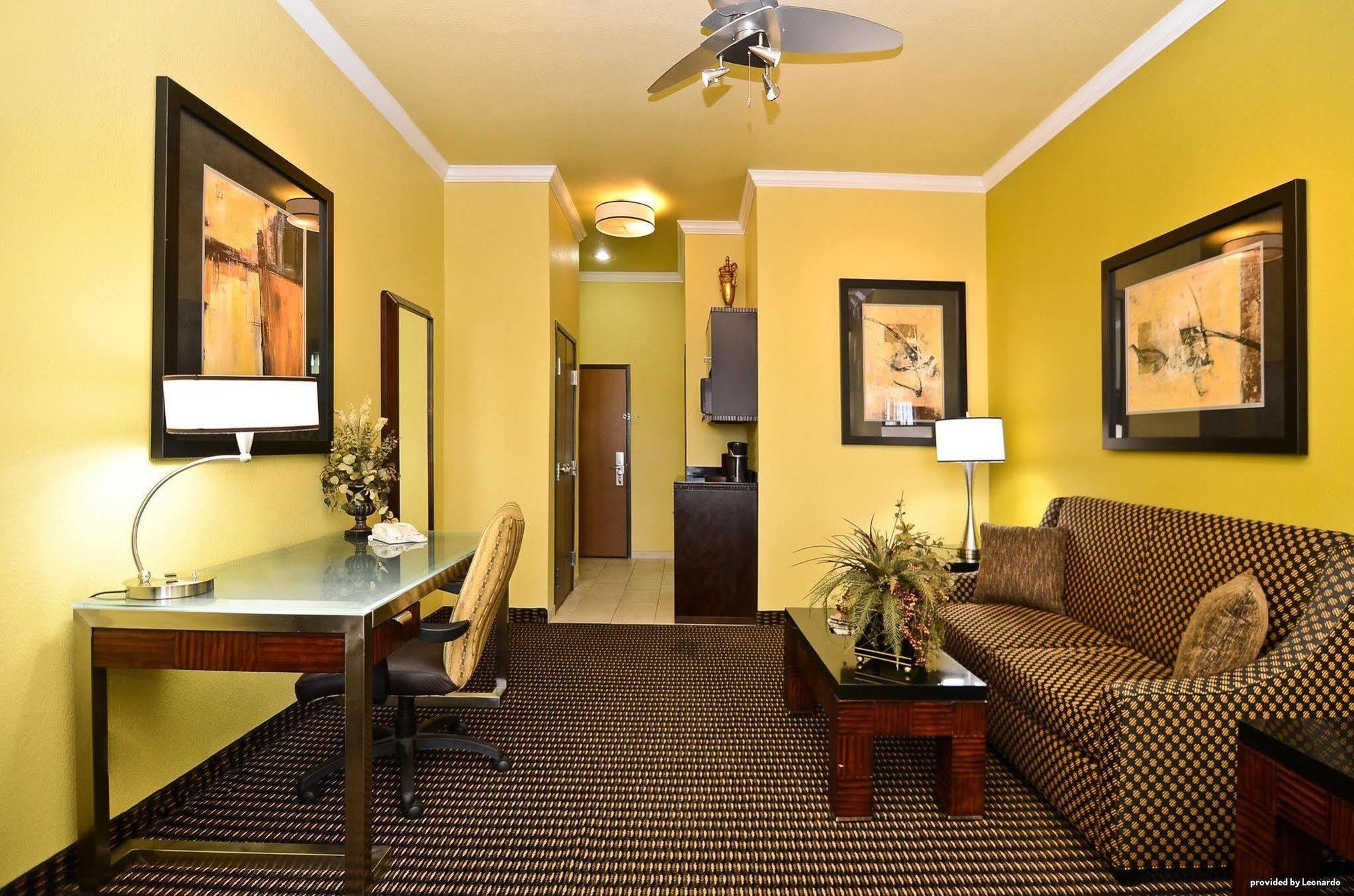 Best Western Plus Christopher Inn And Suites Forney Eksteriør billede